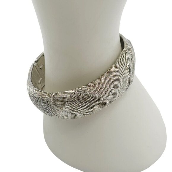 Monet Textured Brushed Wave Hinged Cuff Bangle Bracelet Silver Tone Vintage - Picture 2 of 5